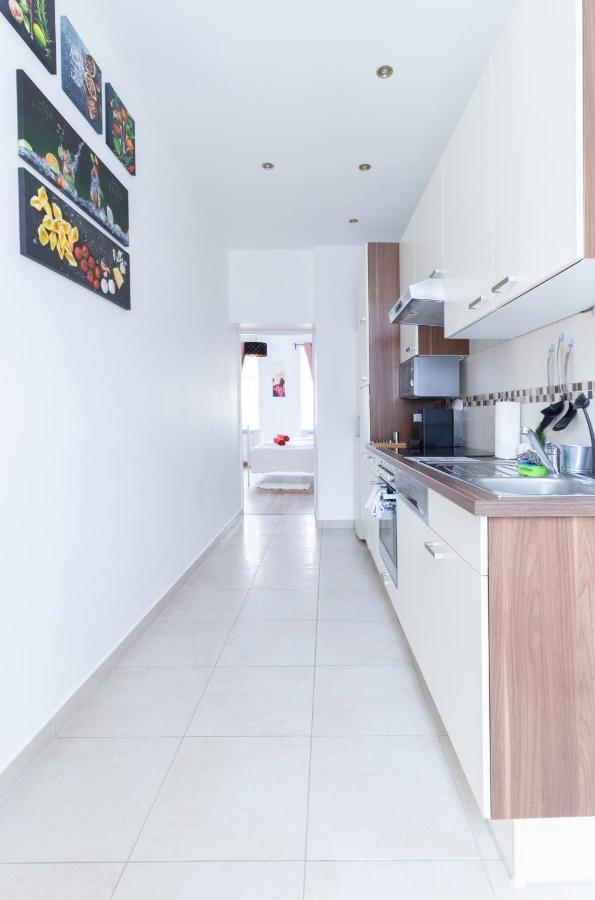 Comfortable, Specious Apartment With Inner Garden- Marzstrasse Apartments Відень Екстер'єр фото